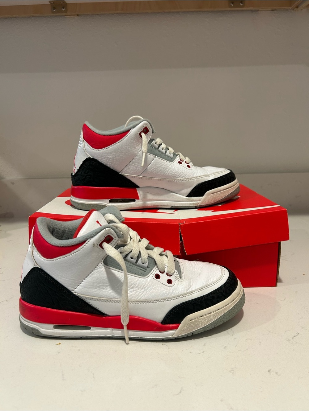 Jordan Kids White Black Red Sneakers